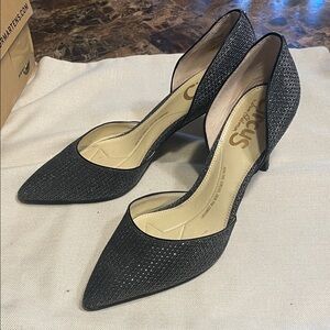 Carlos Santana Black Textured Heels